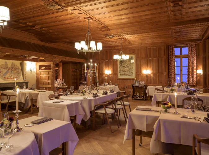 0032_Kronenhof_Pontresina_Schoene Aussichten Touristik_Gourmet Restaurant Kronenstübli-1